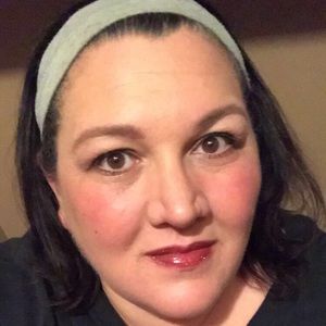 Meet your Posher, Leslee